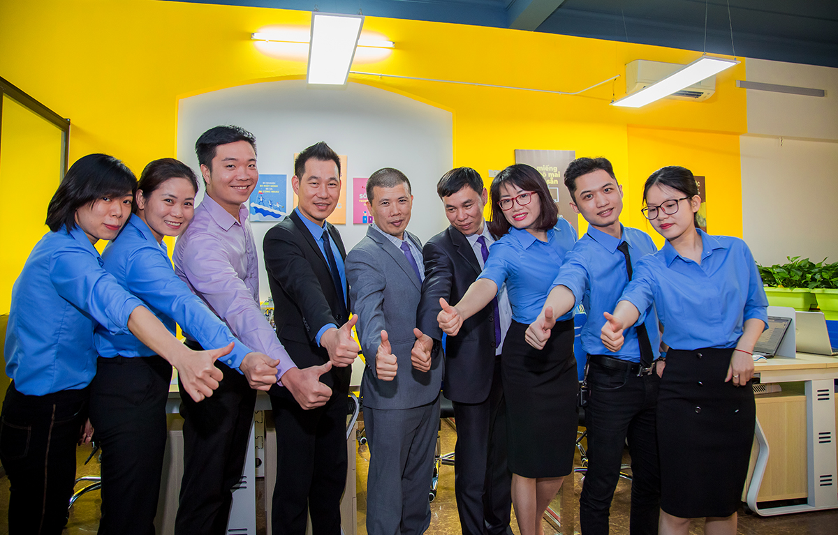 Viet Orient Hospitality's team at Ha Long Representative Office